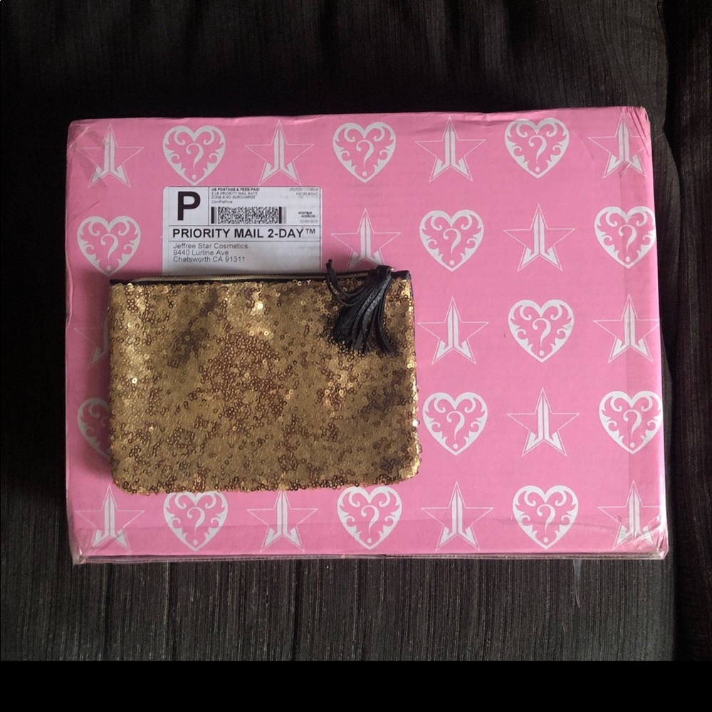 jeffree star mystery supreme valentine’s day box!